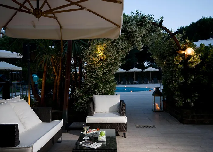 Hotel - Eur Parco Dei Medici By Ihg 4*