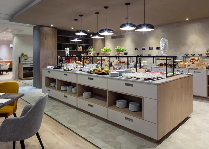 - Eur Parco Dei Medici By Ihg 4*