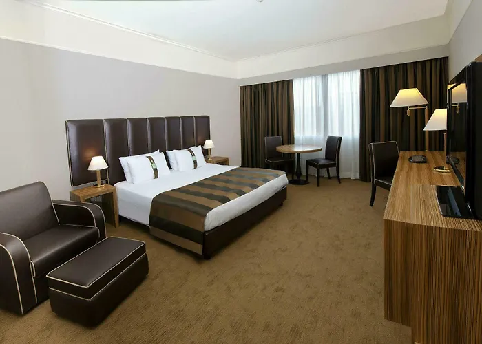- Eur Parco Dei Medici By Ihg 4*